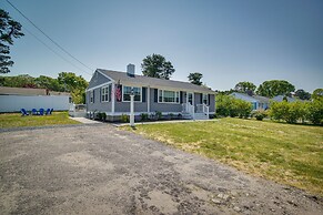 Newly Renovated Dennis Port Home: Close to Beaches