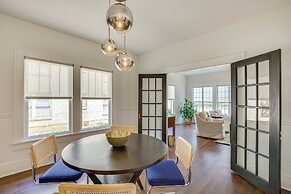 Walk to Bergfeld Park: 1928 Azalea District Home