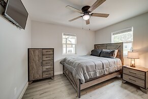 Waterfront Grove Retreat w/ Dock: 'cedar Ridge'