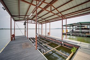 Waterfront Grove Retreat w/ Dock: 'cedar Ridge'