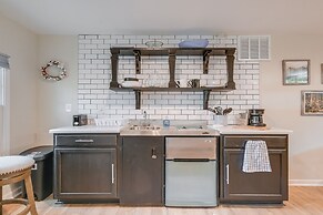 Greer Guest House < 1 Mi to Park & Downtown Area!