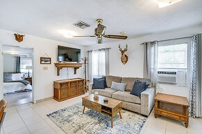 Pet-friendly Fort Mccoy Cabin w/ Fire Pit!