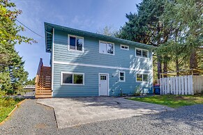 Lovely Cannon Beach Vacation Rental w/ Hot Tub