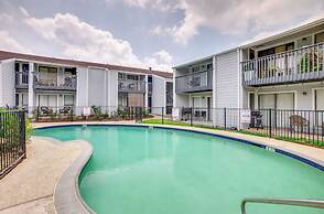 Montgomery Vacation Rental w/ Pool Access!