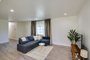 7 Mi to Sunset Beach: Oasis w/ Pool & Grill!