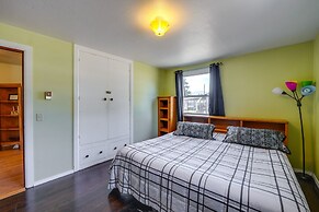 Darrington Rental w/ Private Yard & Mountain Views