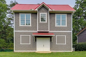 Lakefront Sharps Chapel Retreat w/ Boat Dock!