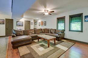 Quaint Naples Cottage: Walk to Trickey Pond & Cove