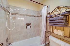 Quiet Oklahoma Home - Close to Golf Courses!