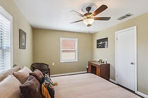 Quaint Midland Home ~ 1 Mi to Downtown!