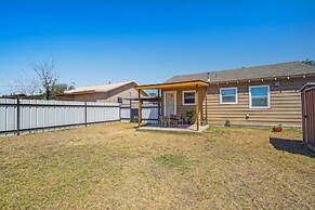 Quaint Midland Home ~ 1 Mi to Downtown!