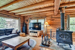 Rustic Government Camp Cabin w/ Mountain Views!