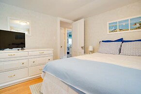 1 Mi to Marina: Hyannis Home w/ Furnished Deck