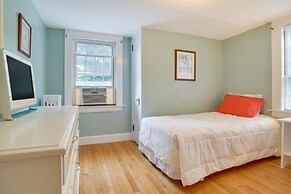 1 Mi to Marina: Hyannis Home w/ Furnished Deck