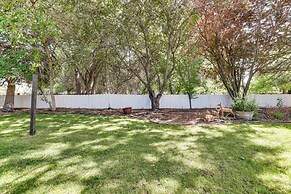 Twin Falls Vacation Rental w/ Yard < 3 Mi to Town!
