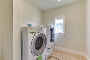 Twin Falls Vacation Rental w/ Yard < 3 Mi to Town!