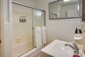 Southern Pines Vacation Rental w/ Deck & Grill!