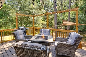 Southern Pines Vacation Rental w/ Deck & Grill!