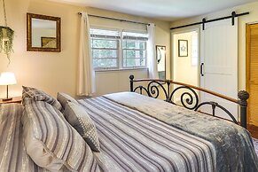 Southern Pines Vacation Rental w/ Deck & Grill!
