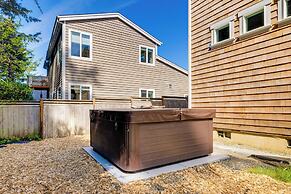 Modern Arch Cape Home: Ocean View, Steps to Beach!