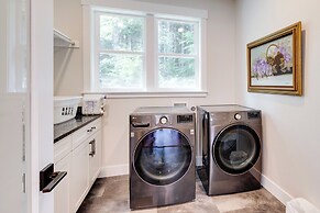 Modern Arch Cape Home: Ocean View, Steps to Beach!