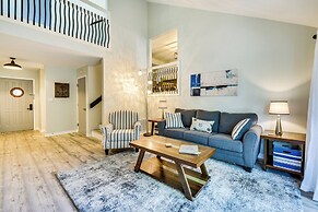 Niceville Retreat w/ Boat Dock, Golf Course & Pool