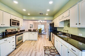 Niceville Retreat w/ Boat Dock, Golf Course & Pool