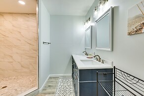 Niceville Retreat w/ Boat Dock, Golf Course & Pool