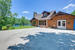 Lakefront North Carolina Abode w/ Grill & Fire Pit
