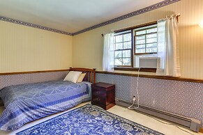 Sparrow Bush Retreat w/ Pool & Screened Porch