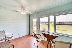 Keystone Heights Vacation Rental: On the Lake!