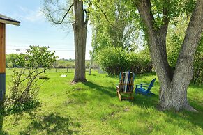 Family-friendly Lander Home Rental: Yard, Patio!