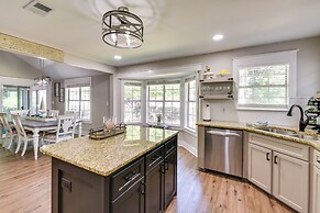 Charming Coastal Home: 6 Mi to Choctawhatchee Bay!