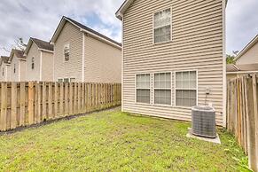 Charming North Charleston Townhome - Pets Welcome!