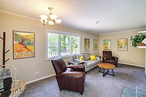 Gary Cottage w/ Outdoor Dining Areas - Near Beach!