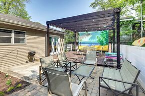Gary Cottage w/ Outdoor Dining Areas - Near Beach!