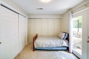 Gary Cottage w/ Outdoor Dining Areas - Near Beach!