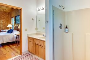 Relaxing Saluda Home Near Waterfall Trails!