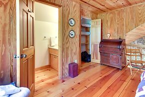 Relaxing Saluda Home Near Waterfall Trails!