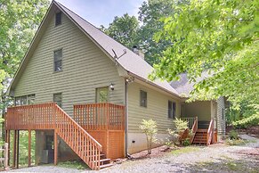Relaxing Saluda Home Near Waterfall Trails!