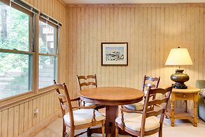 Relaxing Saluda Home Near Waterfall Trails!