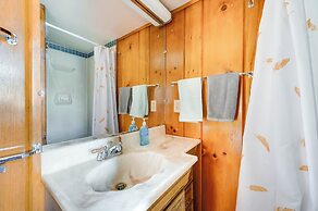 Franconia Home w/ Community Pool & River Access!