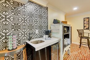 Rocky Vines Wine Country Retreat w/ Fire Pit