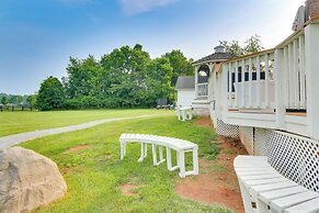 Rocky Vines Wine Country Retreat w/ Fire Pit