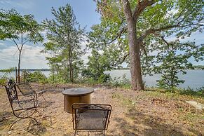 Private Boat Slip & Dock: Lakefront Grove Retreat!