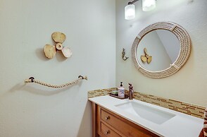 Home on Lake Livingston w/ Deck & 2 Fire Pits!