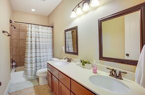 Home on Lake Livingston w/ Deck & 2 Fire Pits!