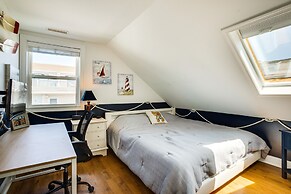 Dewey Beach Cottage Near Ocean - Walk to Beach!