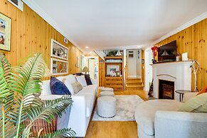 Dewey Beach Cottage Near Ocean - Walk to Beach!