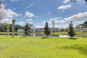 Sunny St Augustine Getaway w/ Patio & Pool Access